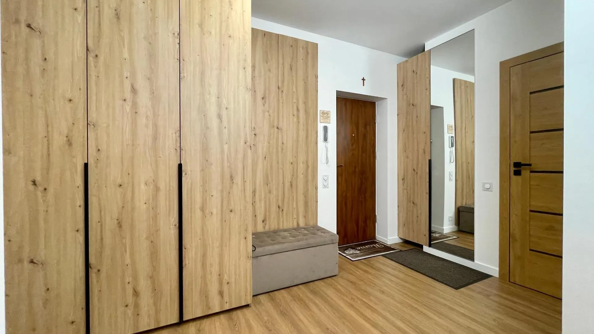 Przy Lazienkach Krolewskich Apartment Warsaw